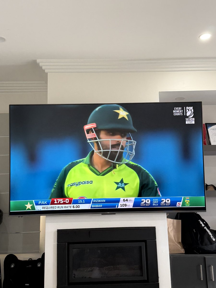 Ye bhi kabhi din thay 15 overs main hi 175 mar dete thay 😕