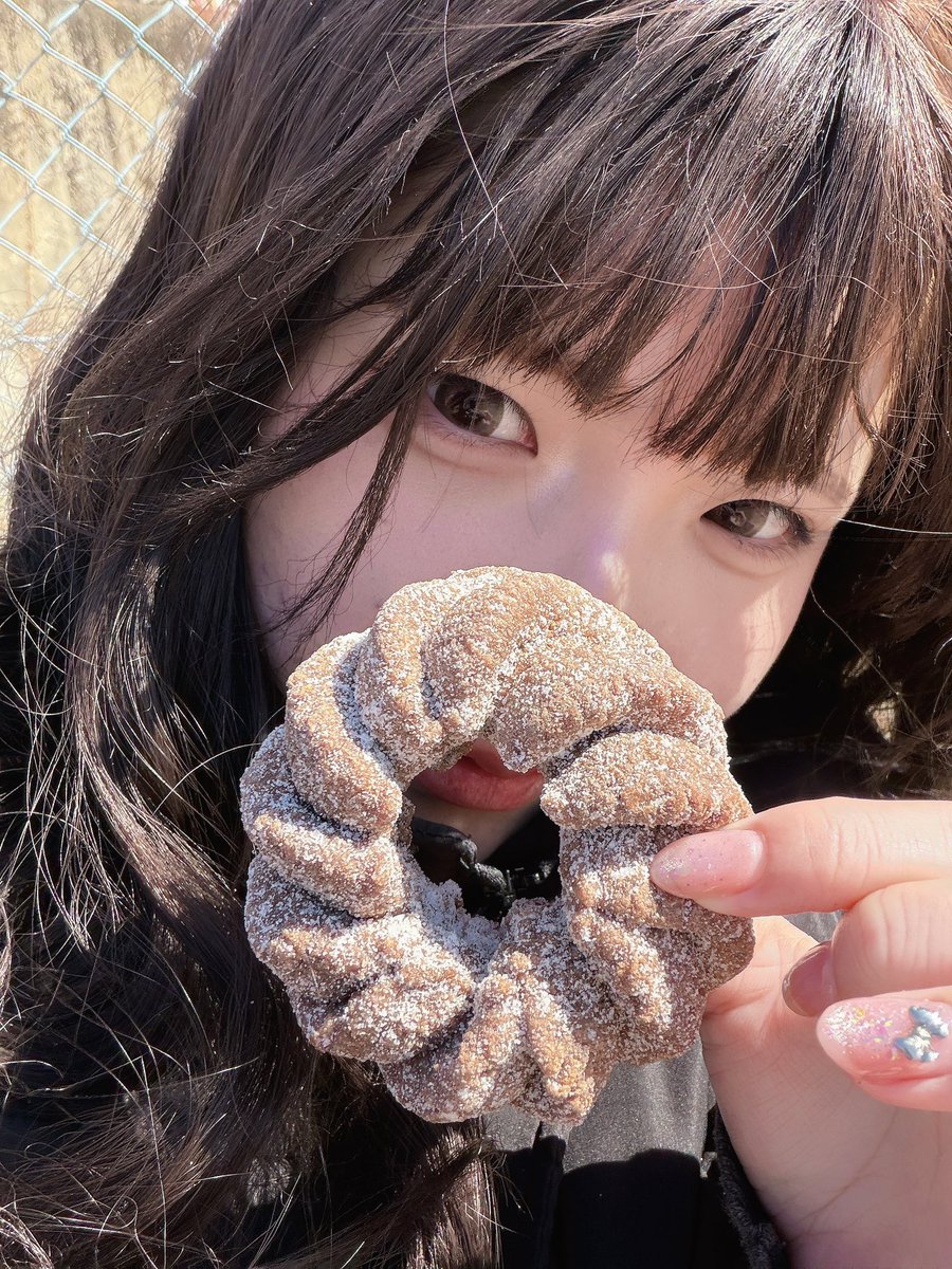 hinase_model's tweet photo. 本日満枠！✨
ありがとう🫶🏻💖
強風すぎるのでみなさん気をつけてお越しくださいね😭 https://t.co/xwjVmtaWOu