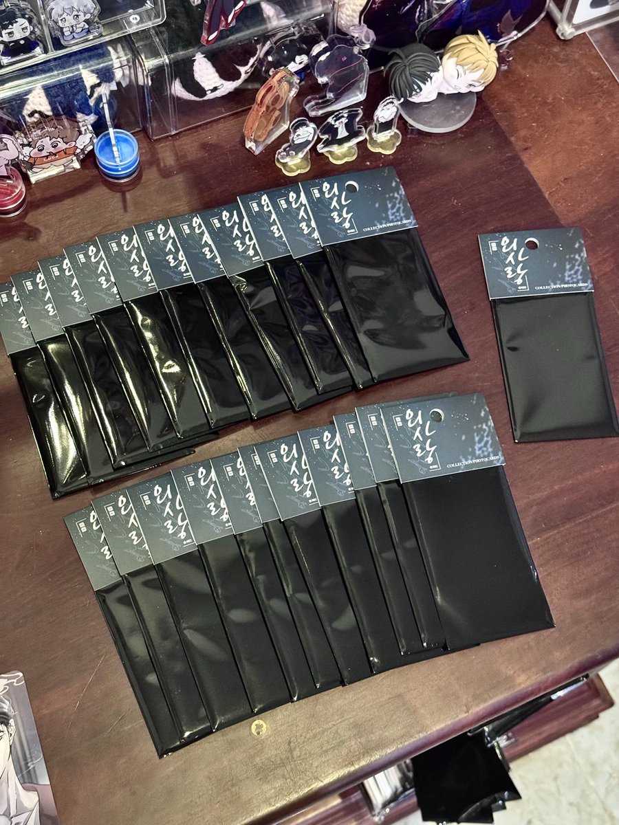 UyenuyenThu's tweet photo. 27 pack =)) Lúc boc không biết ước card nào luôn vì cái nào cũng xinh 🥹
@Gold7ll I love all so muchhh
#oddlove #외사랑 https://t.co/z18wZIzVPA