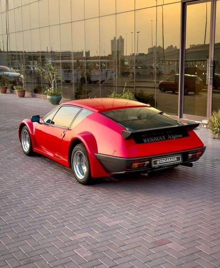 🟦⬜🟥 1984 Renault #Alpine A310