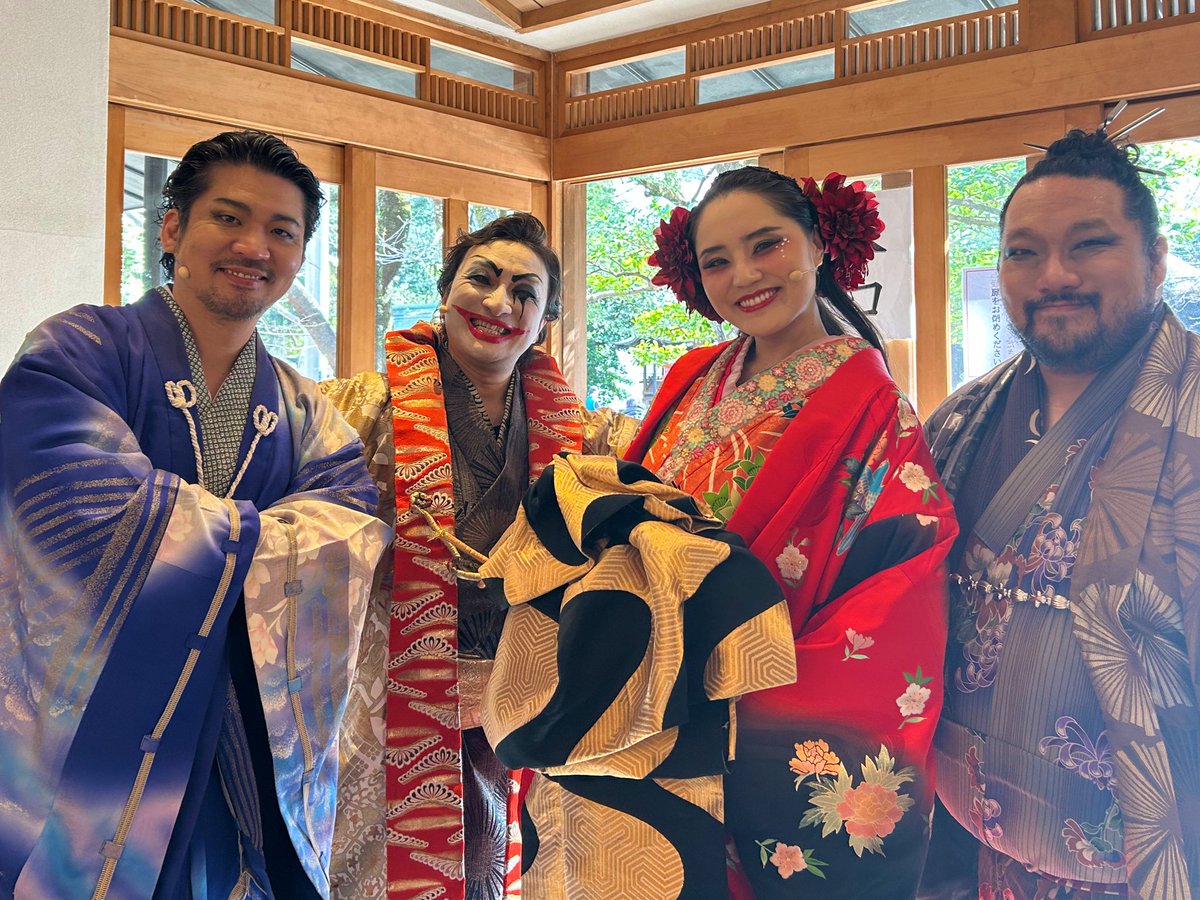 YurieTakano's tweet photo. 素敵な皆様と📸✨
本日も頑張って参ります❣️ https://t.co/kxmSvv6Hqc