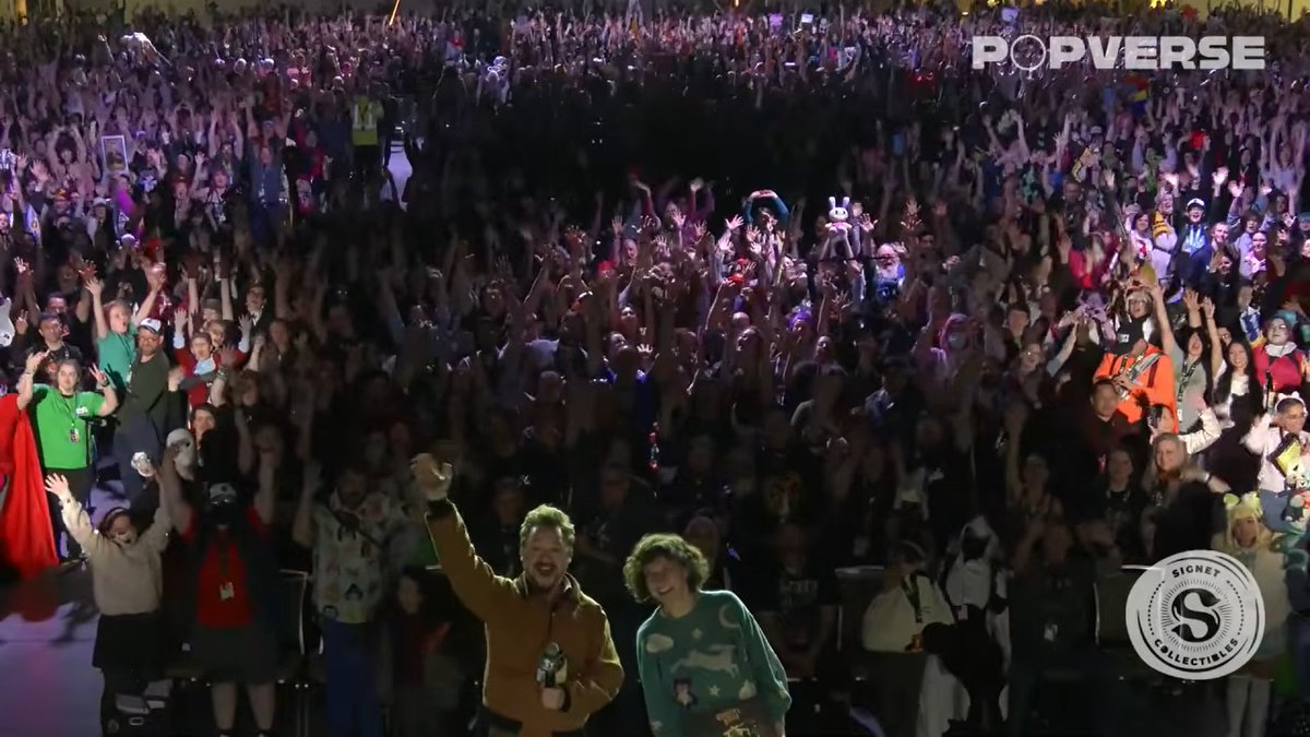 Never let ANYONE ever tell you that Gravity Falls is dead and irrelevant! 

GRAVITY FALLS IS REAL AND IT WILL NEVER DIE!!