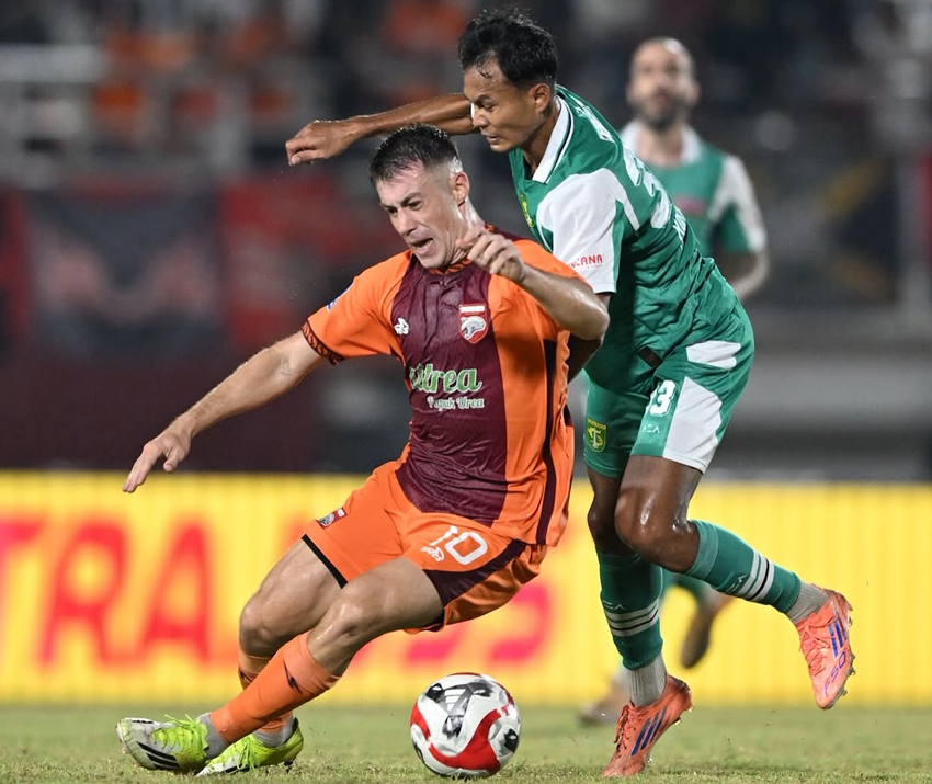 LudusId's tweet photo. Ulang Tahun Sempurna Borneo FC, Taklukkan Persebaya 5-1 dan Naik Peringkat Dua.
Baca selengkapnya di SINI: https://t.co/PSqdbomhUO
#Borneofc #Persebayauntuksemua #SuperLeague https://t.co/lwYb8ElHdF