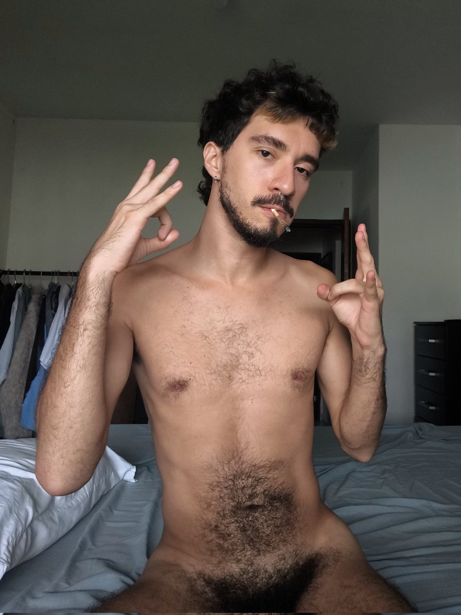 chico tweet media