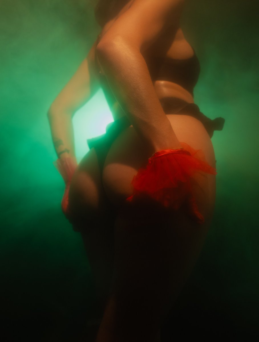 dreamy evenings - <a href="/bbyvirgonae/">Pussy Fairy🌈🧚‍♂️🪩</a>