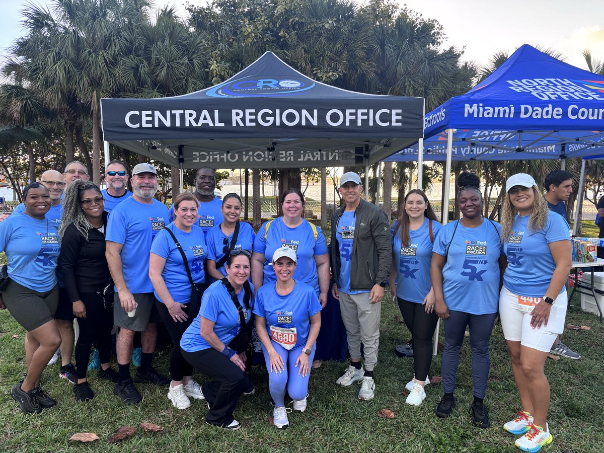 SilverBluffElem's tweet photo. We came. We walked. We ran. We represented. 💪
SBE staff at the EdFed Race for Education 5K… nothing better than colleagues, community, and a beautiful Miami morning. ☀️🏃‍♂️ #YourBestChoiceMDCPS https://t.co/GCyKA2wCJO