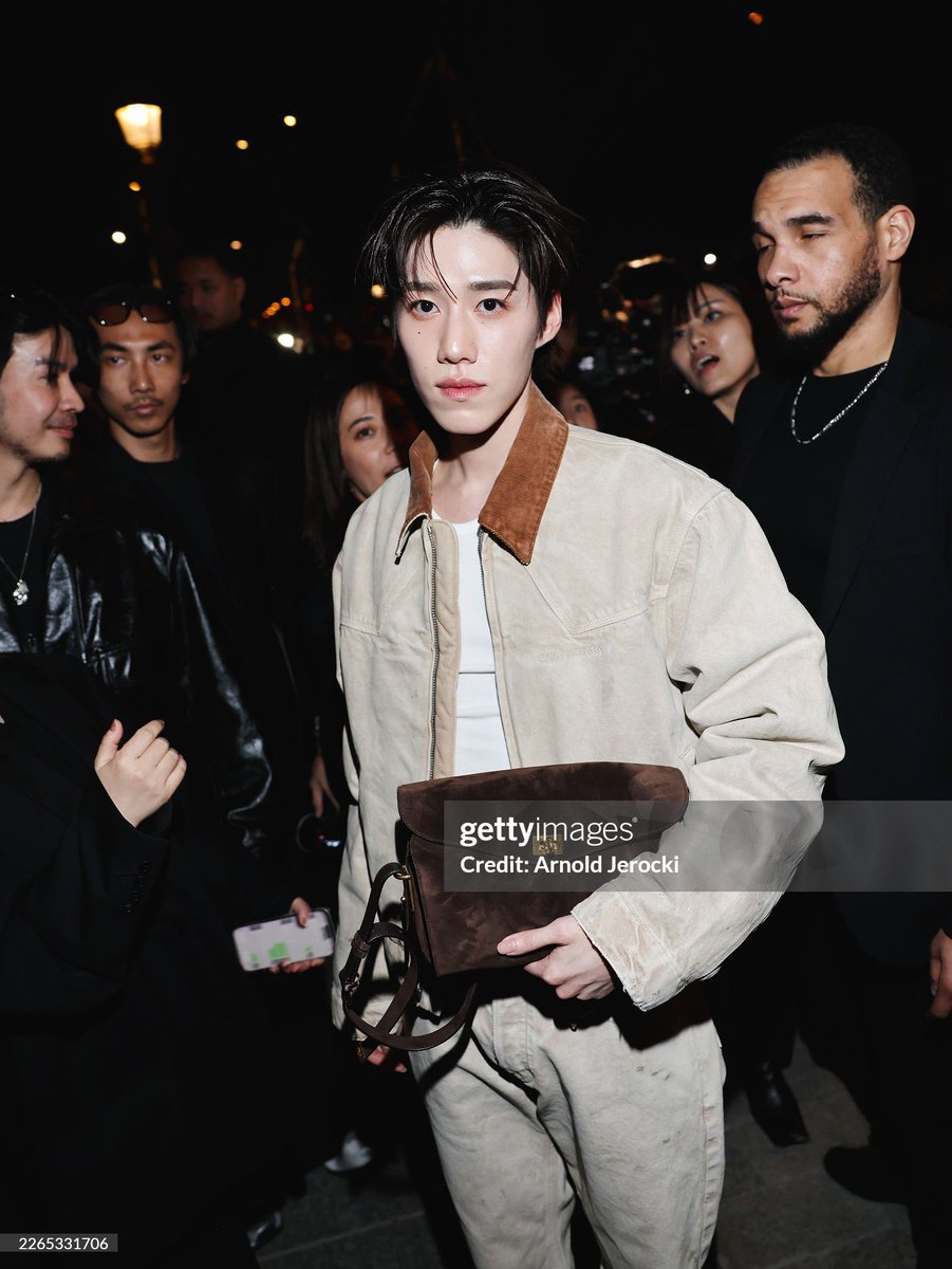 ยิงแฟลชขนาดนั้น แต่ไม่ตายกล้อง getty งานผิวต้องให้ชีนะ

PP KRIT X BALENCIAGA WINTER 26 #BalenciagaWinter26xPPKrit #Balenciaga #PFW #PPKritt <a href="/ppkritt/">ppkrit</a>