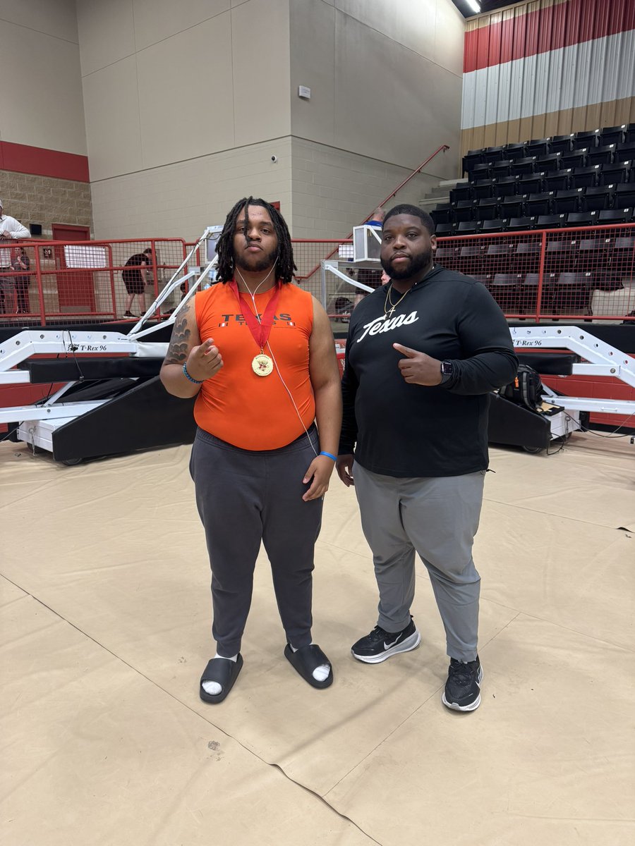 Iron Tiger Powerlifting tweet media