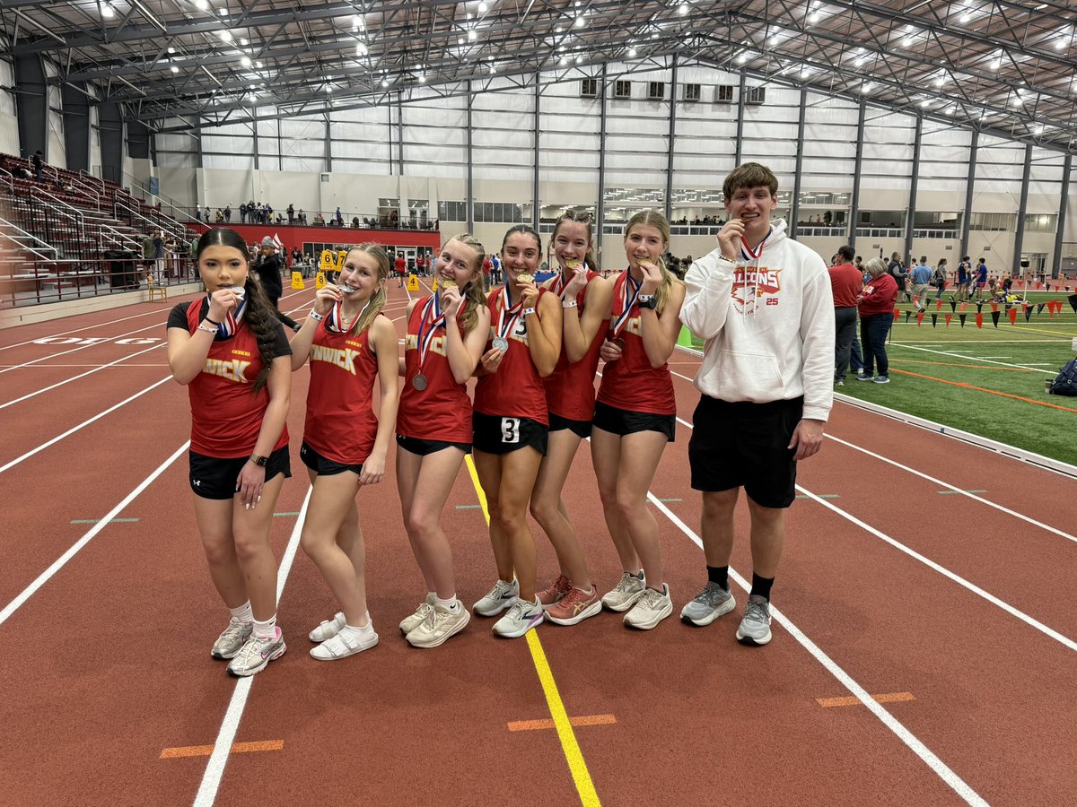 Fenwick Track & Field tweet media