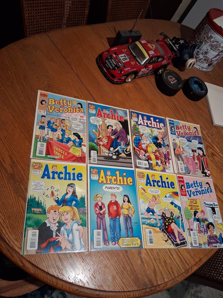 My brother got these givin to him and didn't know what they were from i told him havent you ever seen #Riverdale the show thats based off them