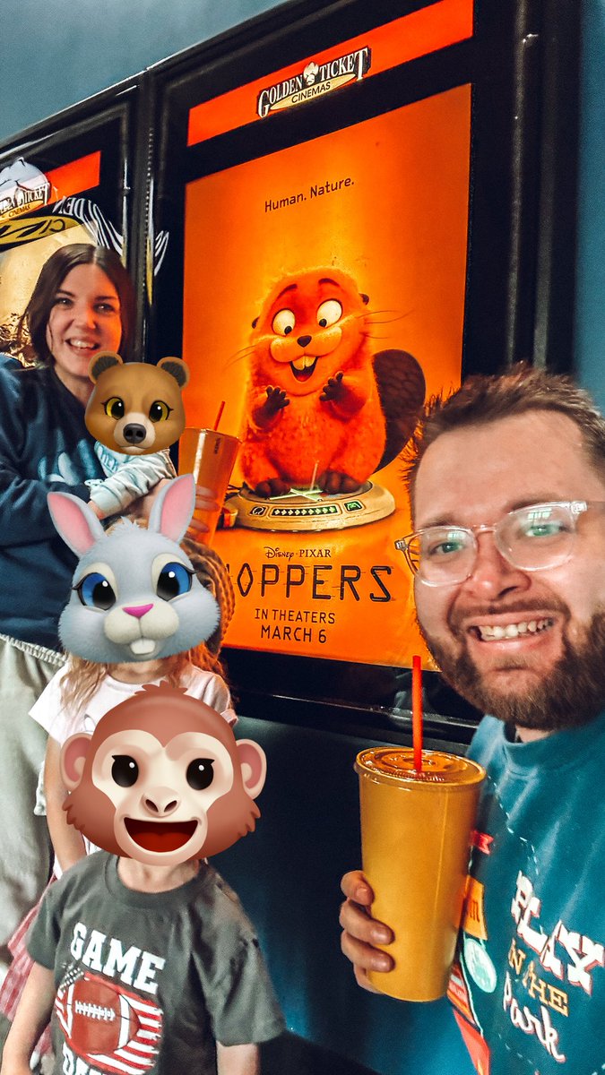 #Hoppers with the family! 🦫🦫🥔