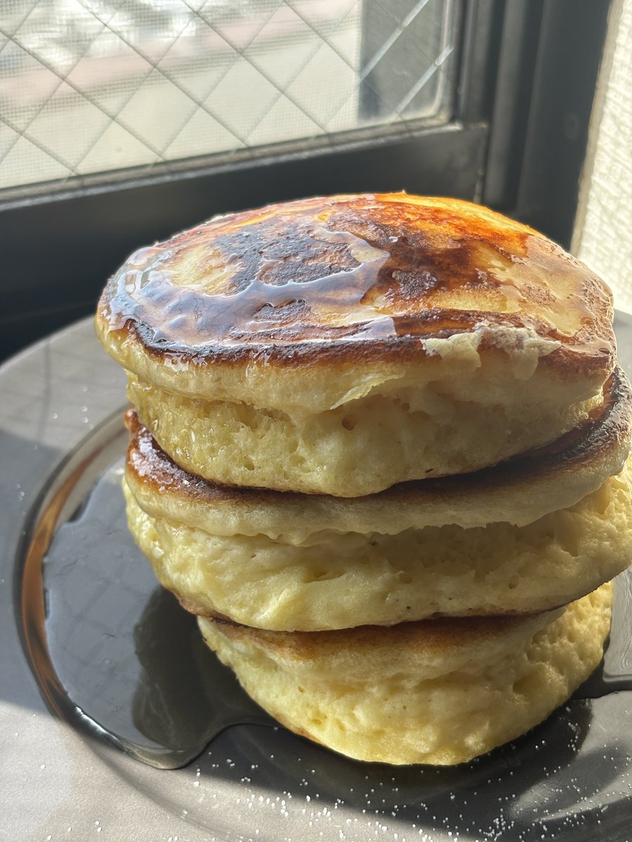 wataruhamada's tweet photo. ホットケーキ、上手になってきた。 https://t.co/lWkIMIgIqK
