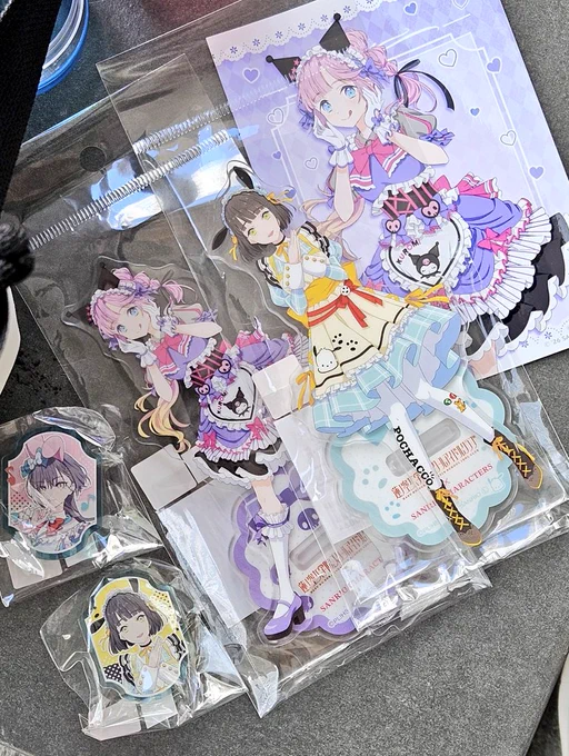 今日は金沢には行ってないけど、サンリオコラボのひめぎんちゃんとひゃくまんさんに会ってきた!! 特典とガチャガチャでひめぎんちゃんと引けてはっぴー!