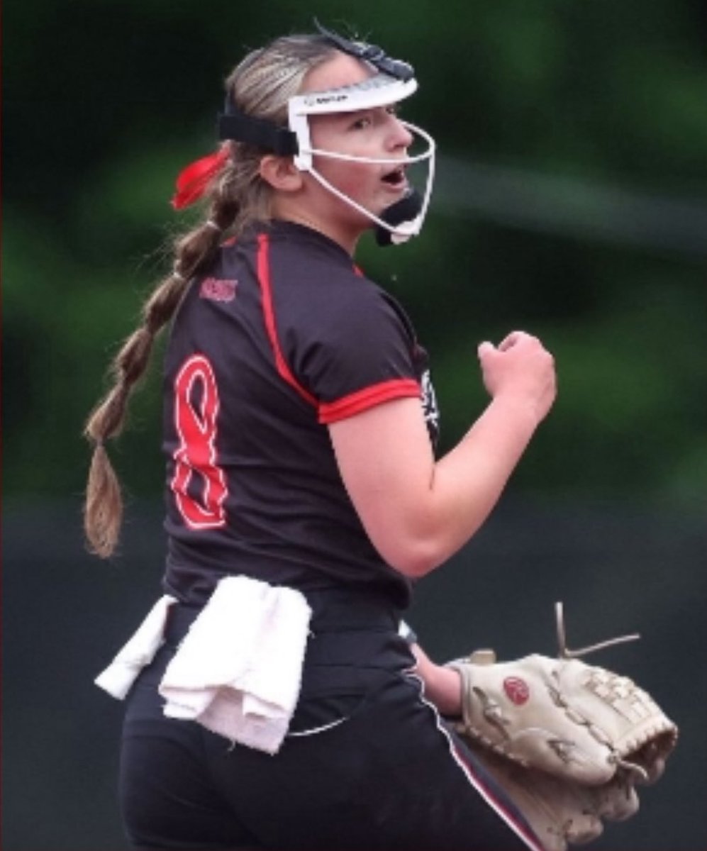 1 DAY till HS season starts. We are coming for it!!!🔴⚫️ <a href="/berries_logan/">LoganBerriesSoftball🥎</a> <a href="/ExtraInningSB/">EXTRA INNING SOFTBALL</a> <a href="/IMG_Carroll_09/">Indiana Magic Gold 16U Carroll</a>