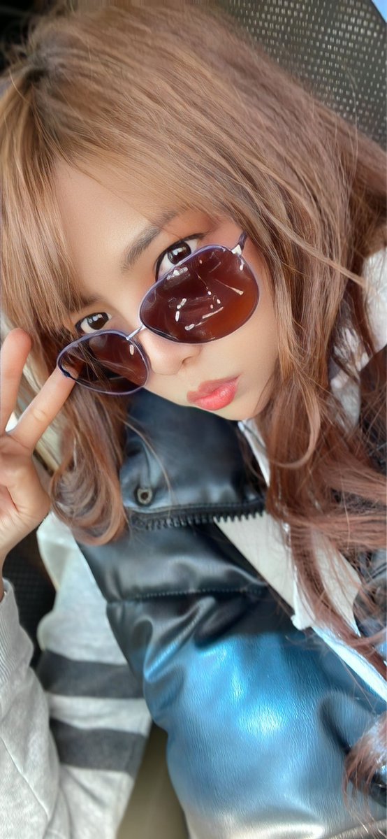 ニコル tweet media