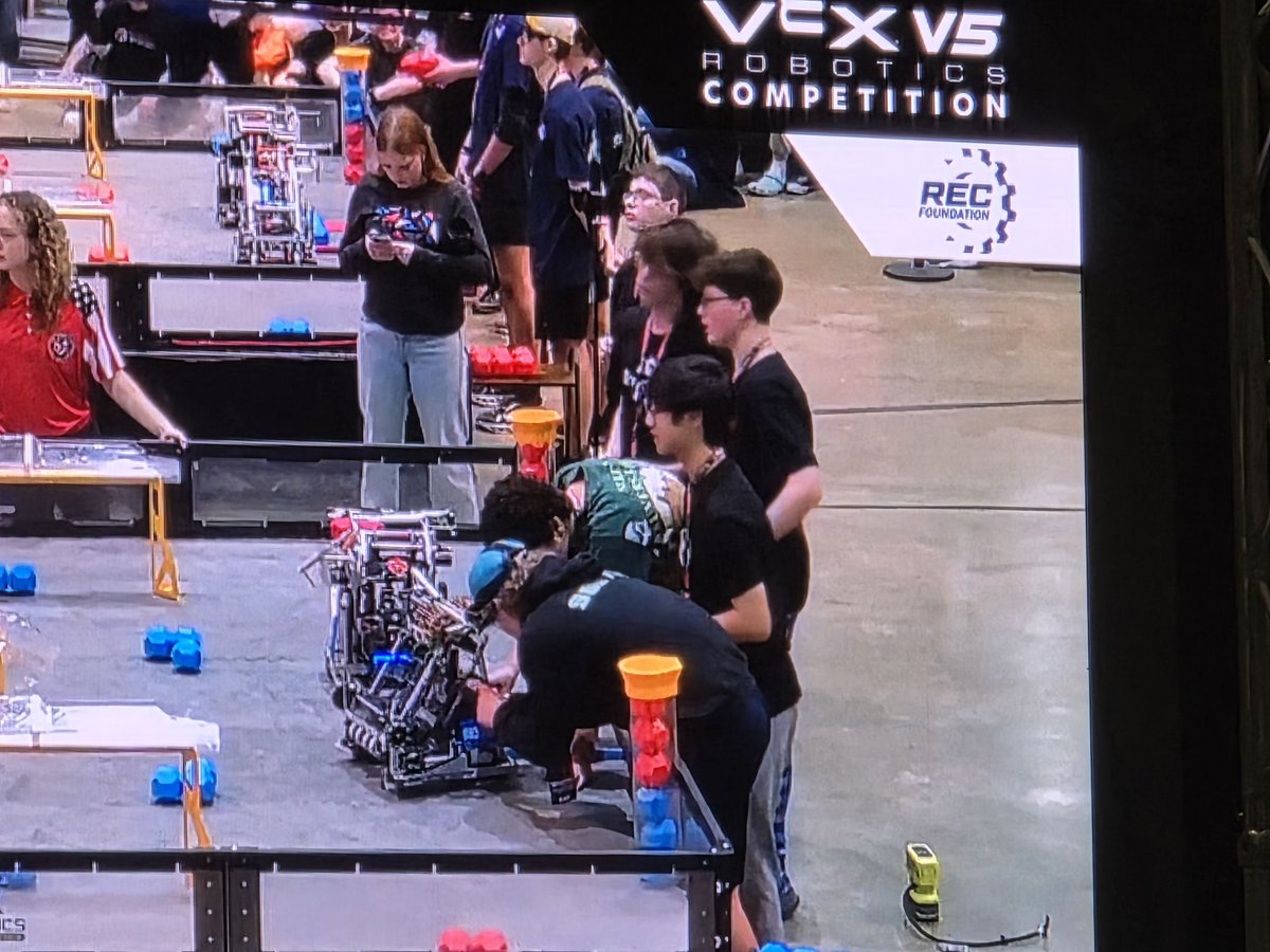 OH_STEM's tweet photo. Havoc went 4-4 and was ranked 17 out of 45 teams in their division after qualifying rounds. They lost a tough match in the first round of elimination matches. Overall, a GREAT showing for their first time at the state tournament! https://t.co/ibVt63Ewin