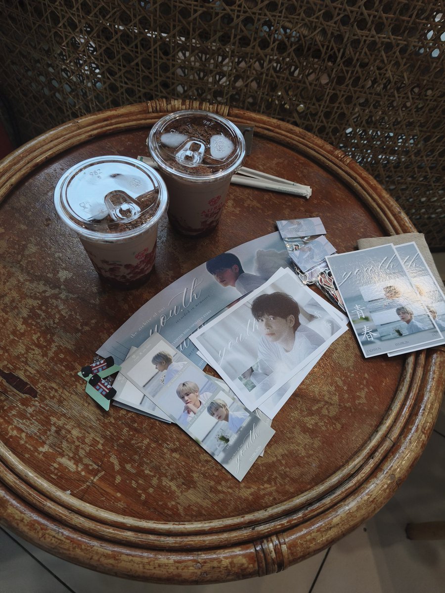 WISH FULFILLED 😭😭😭 masaya na araw ko thank you so much youth archive 🥹🥹🥹 ILY KTH ILY MOA

#ArchiveOfOurYou_thPH
#DunkinPH_TXT #DunkinPH_WondersAt553 
#MoaStickerRallyForTXT