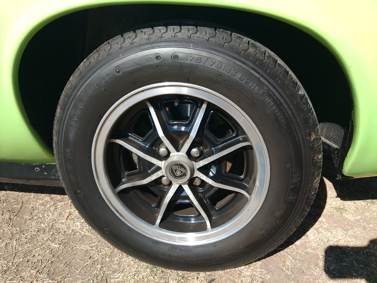 KTM819O4's tweet image. #LotusEurope  #AVON