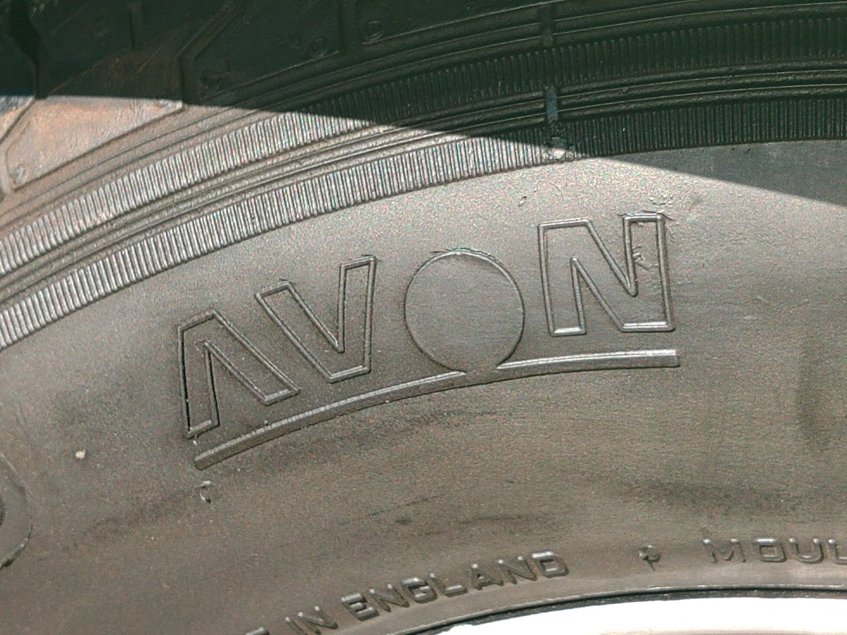 KTM819O4's tweet image. #LotusEurope  #AVON