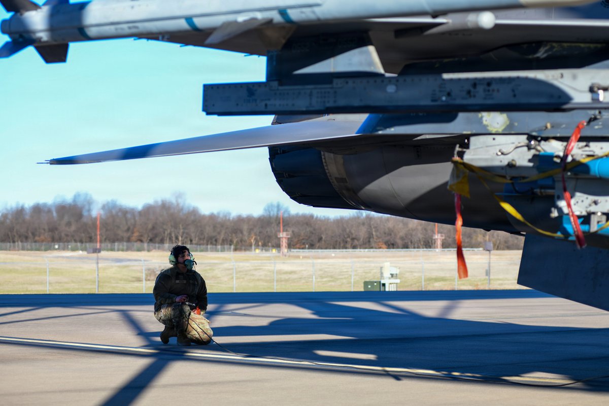 Okla. National Guard tweet media
