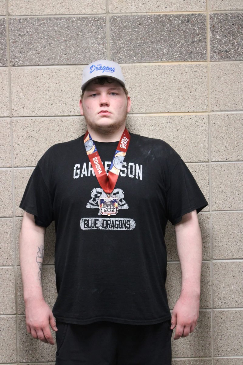 tanner0273's tweet photo. Side quest completed✅ took 5th at state after jumping in right after wrestling. Not my best performance, but still took home some hardware. next year we coming home with that gold.🥇 https://t.co/uPExIvESqV