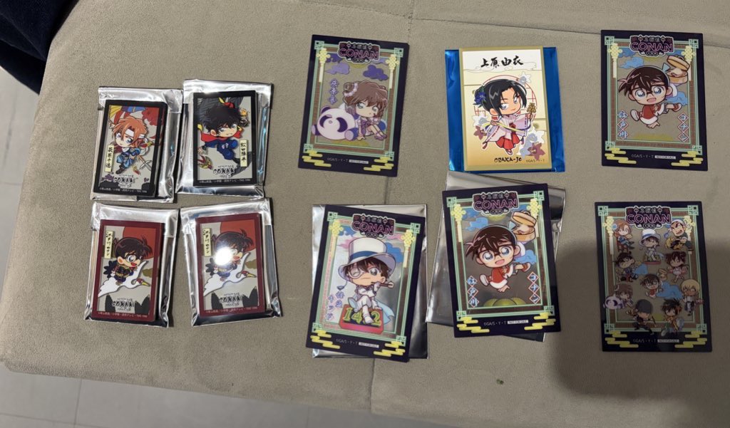 non10283's tweet photo. コナン　大阪城　本陣　交換

ただ今現地にいますので現地交換可能な方よろしくお願いします。

譲　写真のもの

求　同種　安室・萩原・赤井 https://t.co/doE4SvUniS