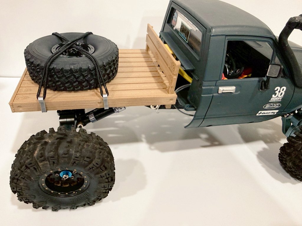 Factory_Susanoo's tweet photo. 『SG-16 LCGフレーム』に対応する｢フラットベッドシリーズ｣の荷台アクセサリー
｢ベルト&amp;S字フック｣

約1/16スケール対応で、スペアタイヤなどの小物の固定がリアルにできてカッコいいアイテムです！

詳しくはlittlecraft店頭、通販にてお求め頂けます❗️

#susanoofactory #RC https://t.co/A3G0PFxrdq