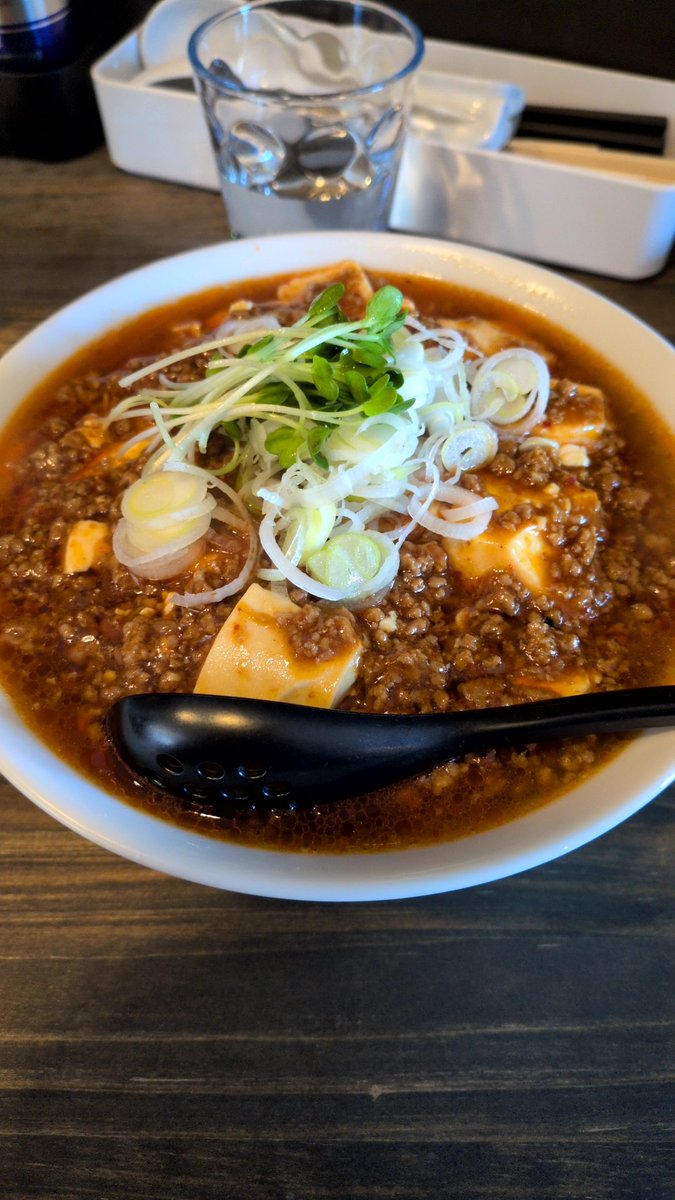 2026-14　らーめん　えるびす
(水戸市　見和)

·マーボーメン　ホット

旨し✨でした。
😋😋😋🔶🔸
