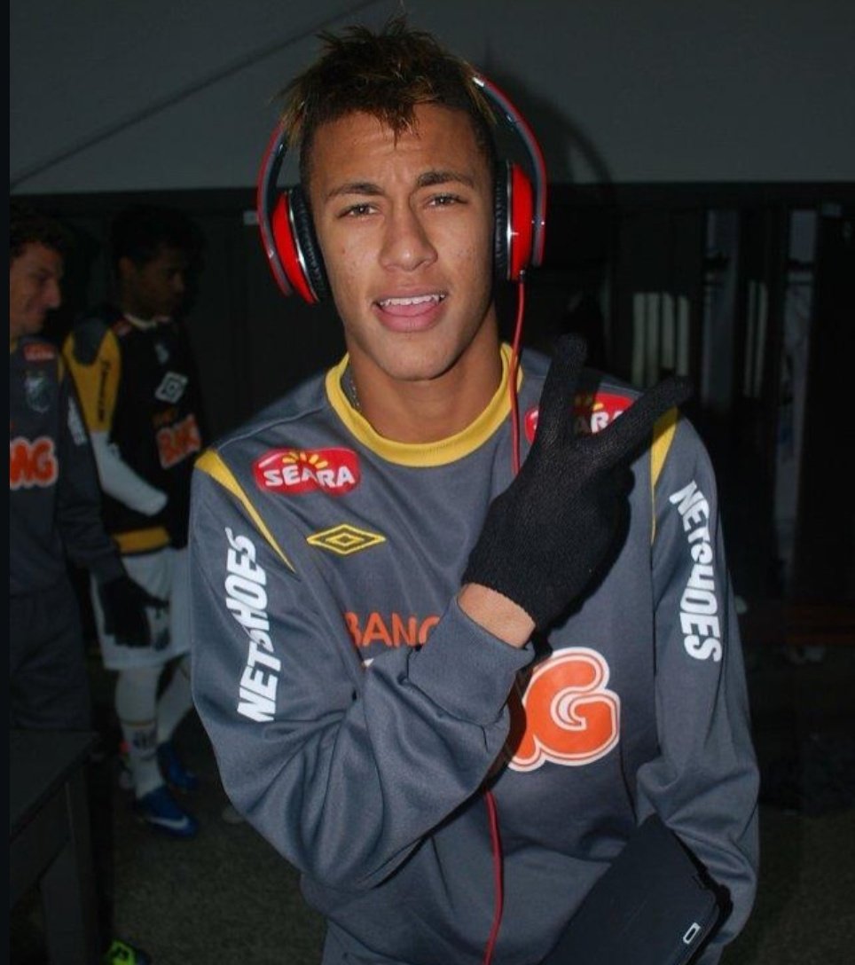 gatosantistasfc's tweet photo. Libertadores 2011. 💫 https://t.co/YiOH8awhK4