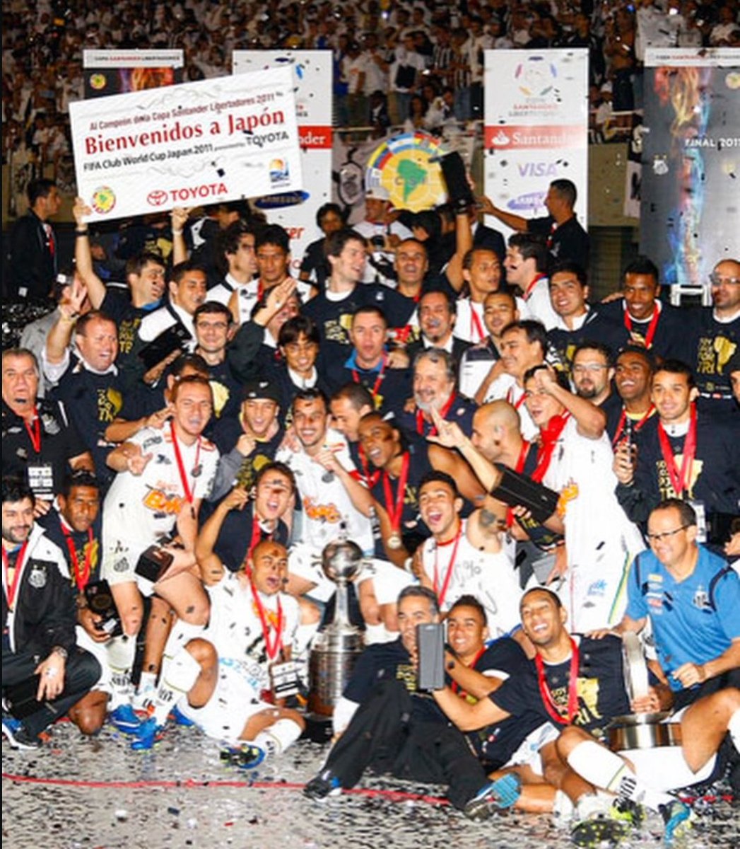 gatosantistasfc's tweet photo. Libertadores 2011. 💫 https://t.co/YiOH8awhK4