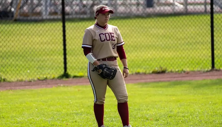 CoeAthletics's tweet photo. Softball splits weekend-opening games with Millikin &amp; UW-Stevens Point.

@CoeSoftball 
📰https://t.co/elrX9c3wkQ

#KohawkNation https://t.co/21mGZk5Ayg