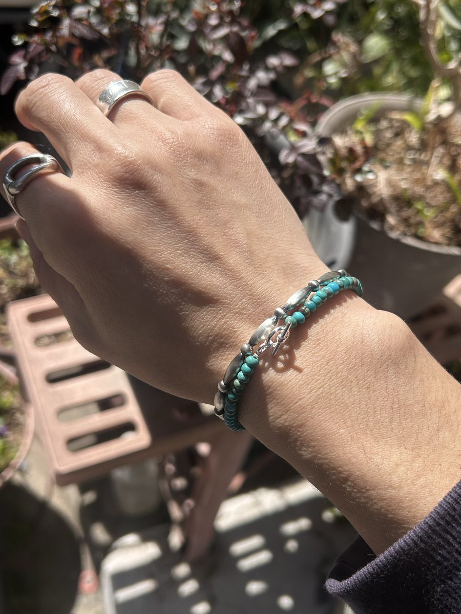 春ですねぇ🌸
カラフルビーズに人気のターコイズも入荷中✌️
本日も全店営業中です😆

#charcoalgreen
#チャコールグリーン