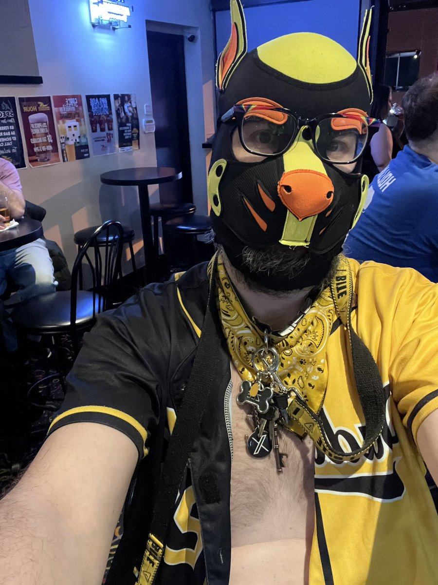 Daddy Pup Zee tweet media