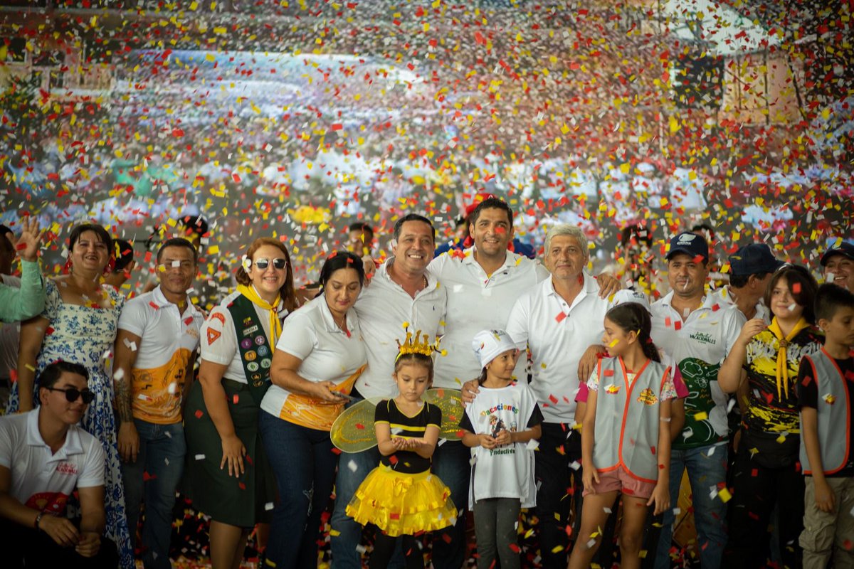 #GADCHONE || ¡Arrancaron los Vacacionales 2026!

Sarita Zambrano tiene 7 años y las metas muy claras: ama bailar y cantar. Por eso, le pidió a su mamá Karen Santacruz que la inscribiera en ese curso vacacional gratuito que ofrece el Municipio de Chone.