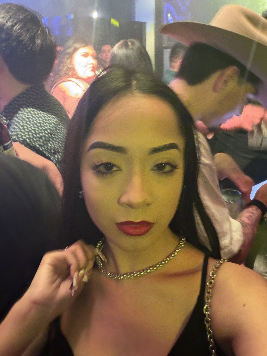 jesly🍂 tweet media