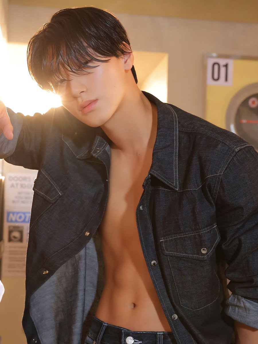 brbinaminUTe's tweet photo. i know the xayden mingi agenda is popular so can we spread the youmin san agenda more too bc this is so serious https://t.co/UPo8aUBcy4