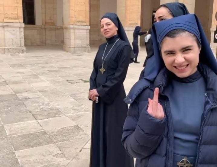 Mr_CoCoNutss's tweet photo. #SaveWarriorNun #WarriorNun #SaveWillow #Willow #SaveChucky #Ofmd #SaveOfmd #SaveFirstKill #FirstKill #Evil #SaveEvil
@JamesThompsonKS
@KellyRipa
@MarkConsuelos
@netflix
@paramountplus
@Tubi
@TheRokuChannel
@PrimeVideo
@hulu
@DisneyPlus
@Shudder https://t.co/cxvXrmgNf2