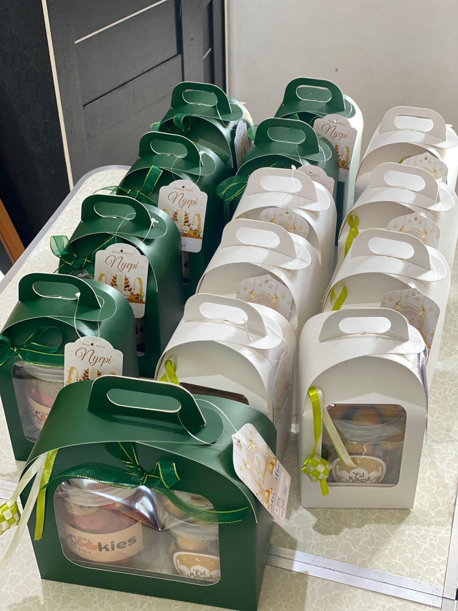 Petra Max tweet media