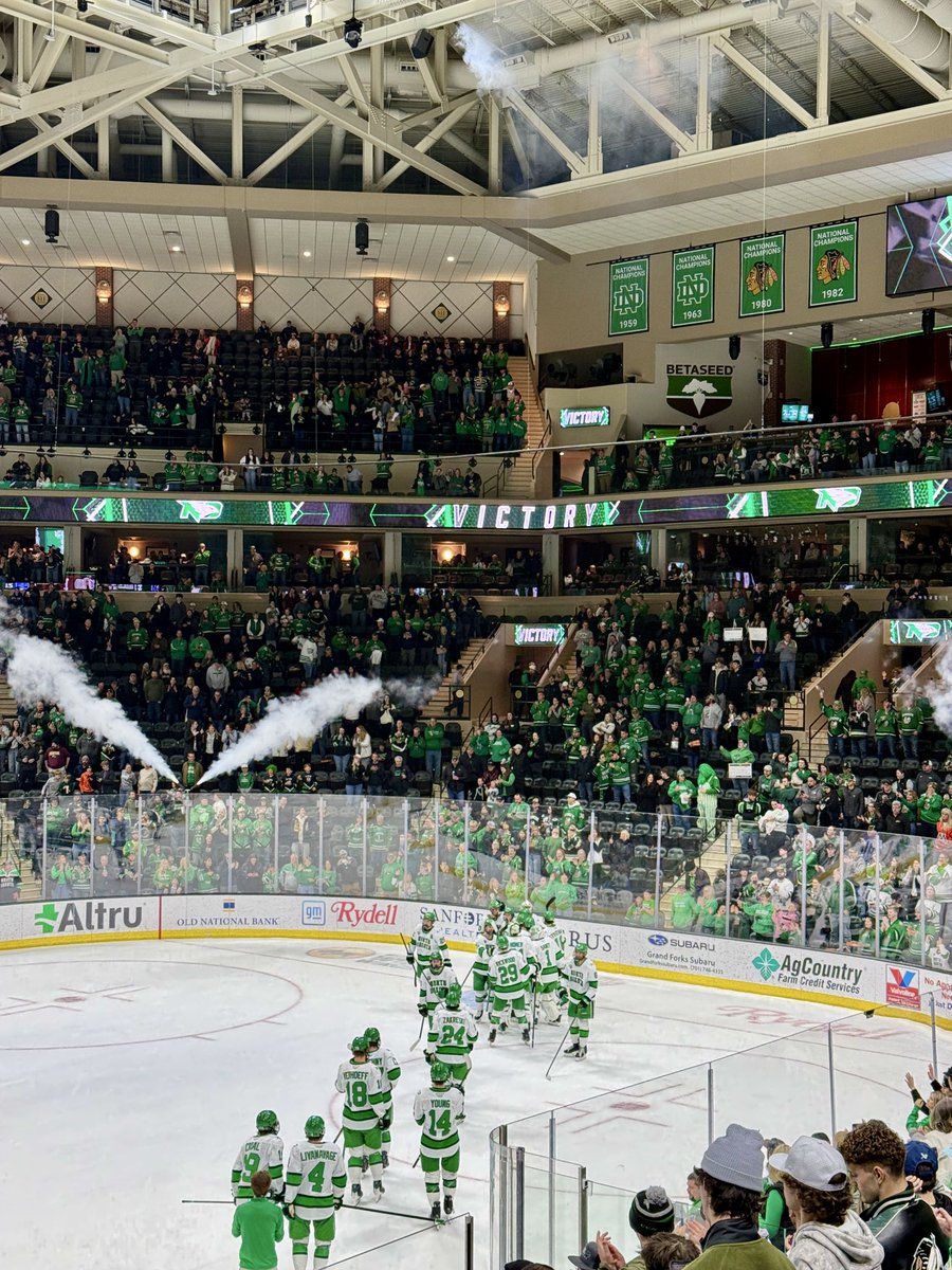 RalphEngelstadArena tweet media