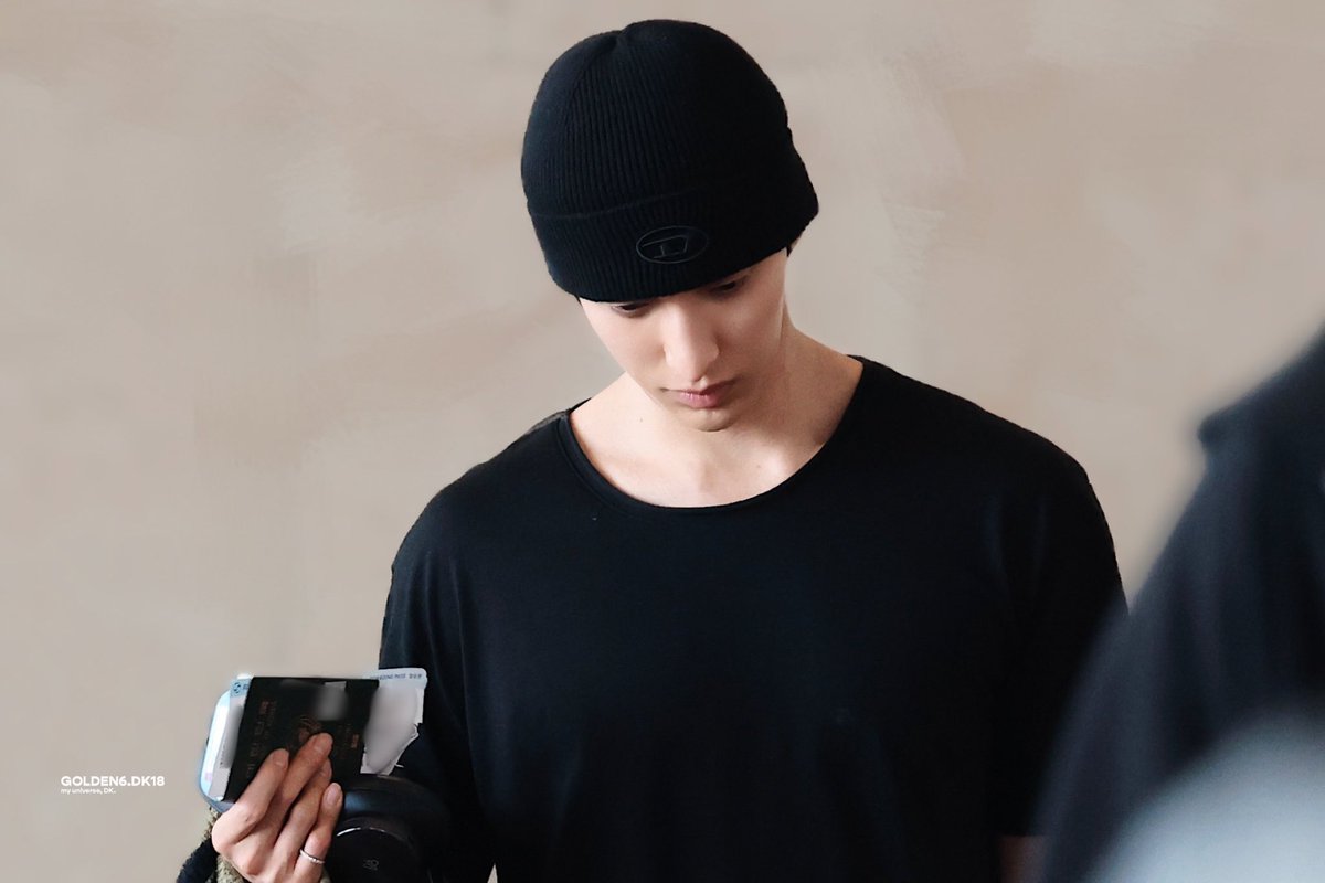 GOLDEN6.DK18 tweet media