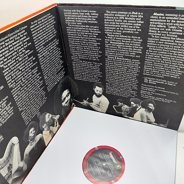 waxpendrecords's tweet photo. Rare!! USオリジナル ALICE COLTRANE Ptah, The El Daoud ('70 Impulse) 全編自作によるもので、亡き夫ジョンの意思を継ぐ中東への思念を展開したサイケデリックかつディープな世界観は圧巻！孤高のブラックネスが炸裂するスピリチュアルジャズ大本命盤です！ https://t.co/zCH2ITu2hB https://t.co/fSbGYZQcom