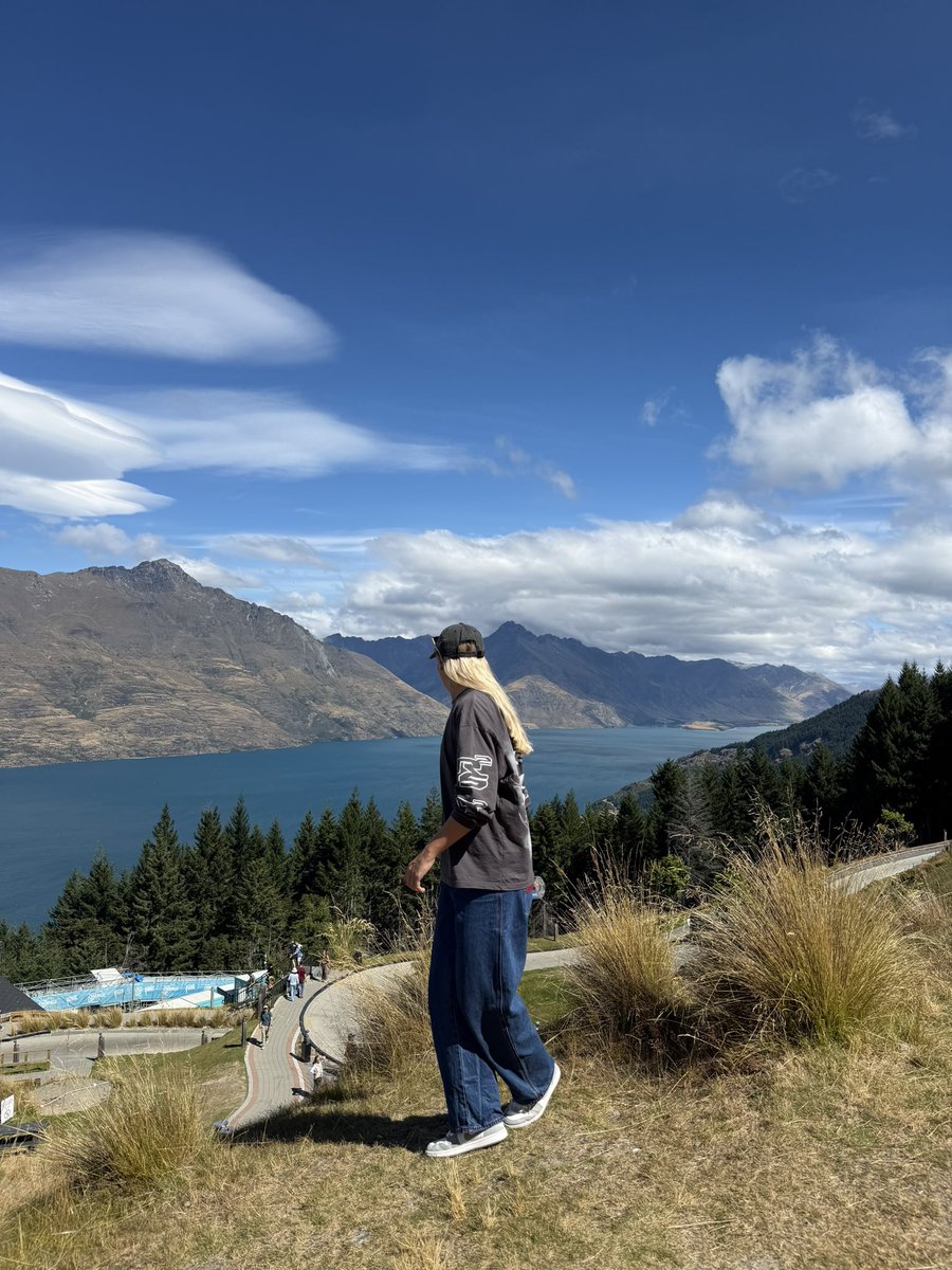 JustDash tweet media