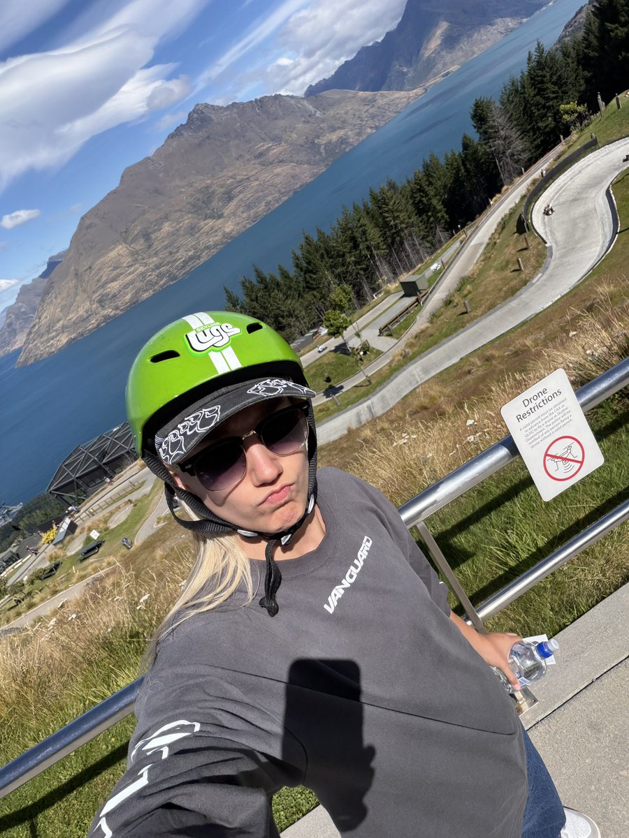 JustDash tweet media