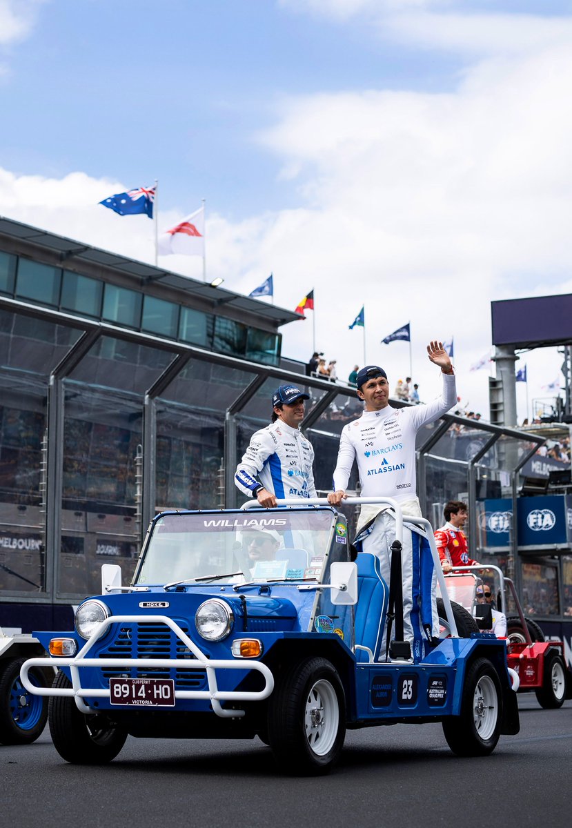 WilliamsF1's tweet photo. Our duo 💙 https://t.co/GkT8rFppVt