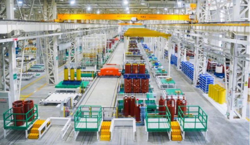 HiHainan's tweet image. At the Hainan Delegation’s #OpenDay on March 7, Huang Haiwen, a NPC deputy and representative of a Hainan-based food processing company, summed up the policy benefits for enterprises in the Hainan Free Trade Port in one line: lower thresholds, broader scope, better rules, greater