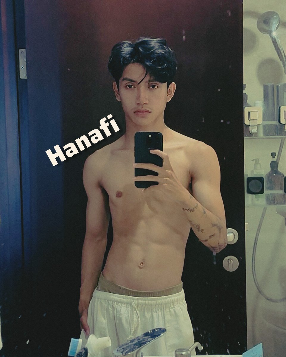 jaxonmanoban's tweet photo. 🎁 GIVEAWAY TIME: PILIH TEAM MANA...? 
2 tipe cowok idaman. Klw disuruh pilih buat jadi pendamping, kalian tim siapa? 🤔

Tim Pamungkas // Tim Hanafi

SYARAT DAPETIN HADIAH:
•RT &amp; Likes
•Wajib Komen: Pilih siapa dan kasih alasannya!
💰Hadiah: Saldo 12rb u/ 2 org pemenang *24rb https://t.co/t5f9YUSh1s