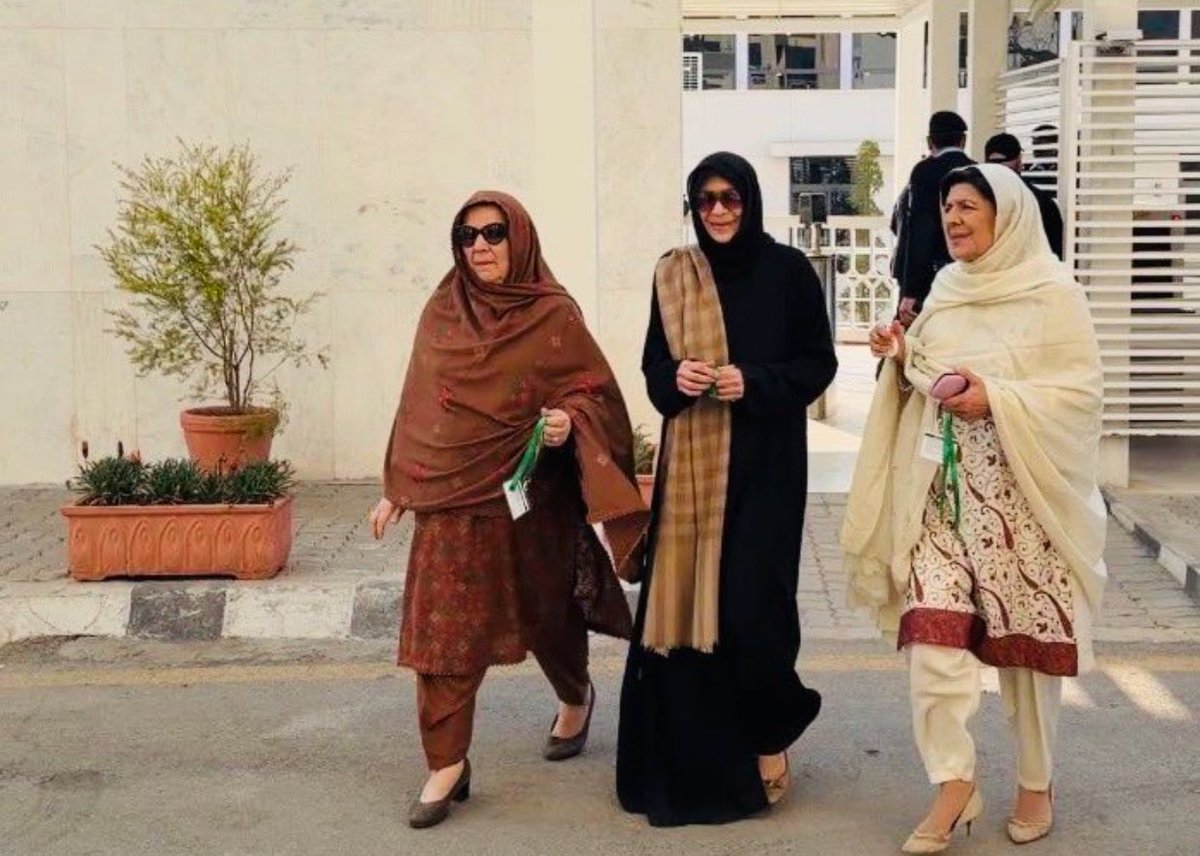 cattttmommyy's tweet photo. Happy women’s day to the strongest women i have ever seen in my life ❤️ https://t.co/JP3OalkrhK