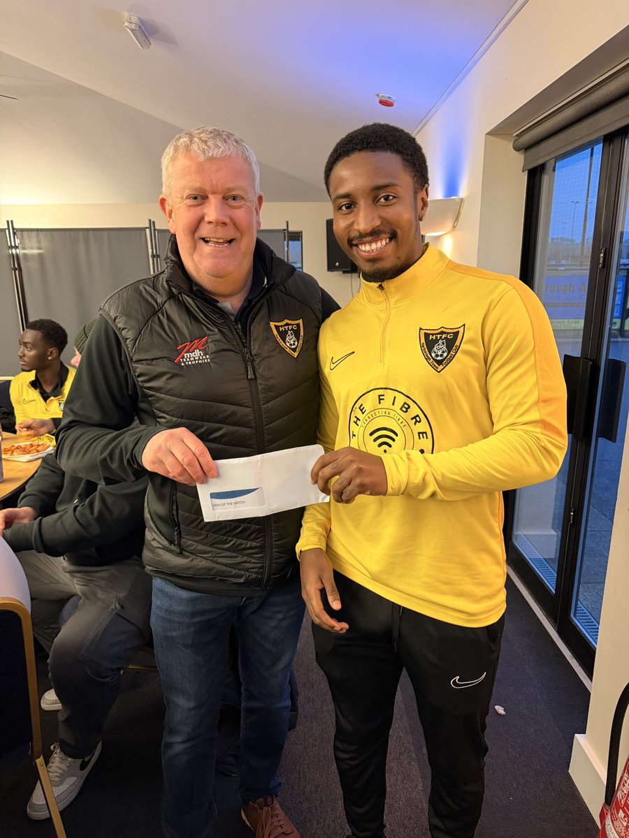 Harborough Town FC 🐝 tweet media