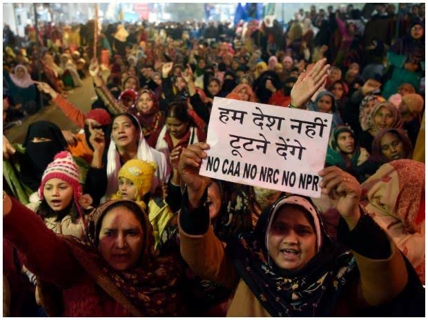 Jab CAA aur NRC protest chal rahe the, tab Delhi Police aakho pe patti bandhkar Gandhari jaise baithi rahi.

Ab UGC protest ke waqt inko Arjun banna hai!

Savarna community is the New JEW!