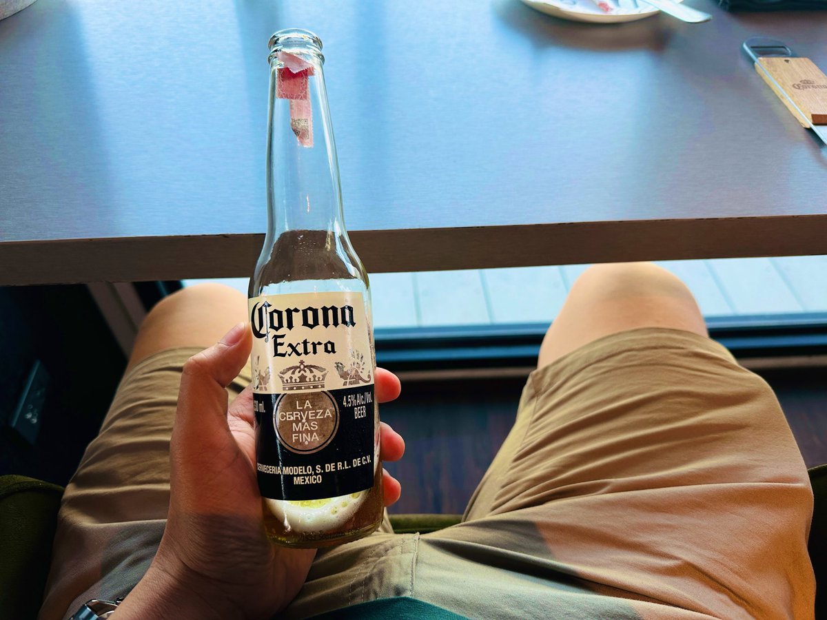 ผู้ชายขี้เหงา tweet media